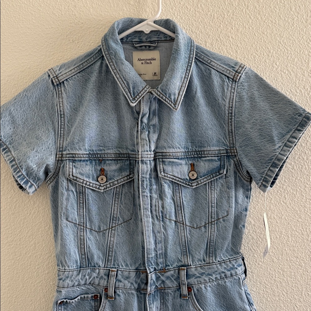 Abercrombie & Fitch Denim Zip Front Romper size Small - Picture 4 of 8